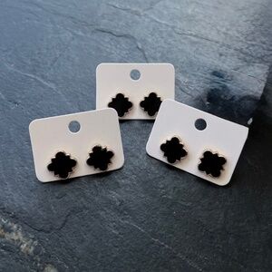 Wholesale Chloe Clover Stud Earrings 18k Gold Plated Earrings in Black 3 pairs